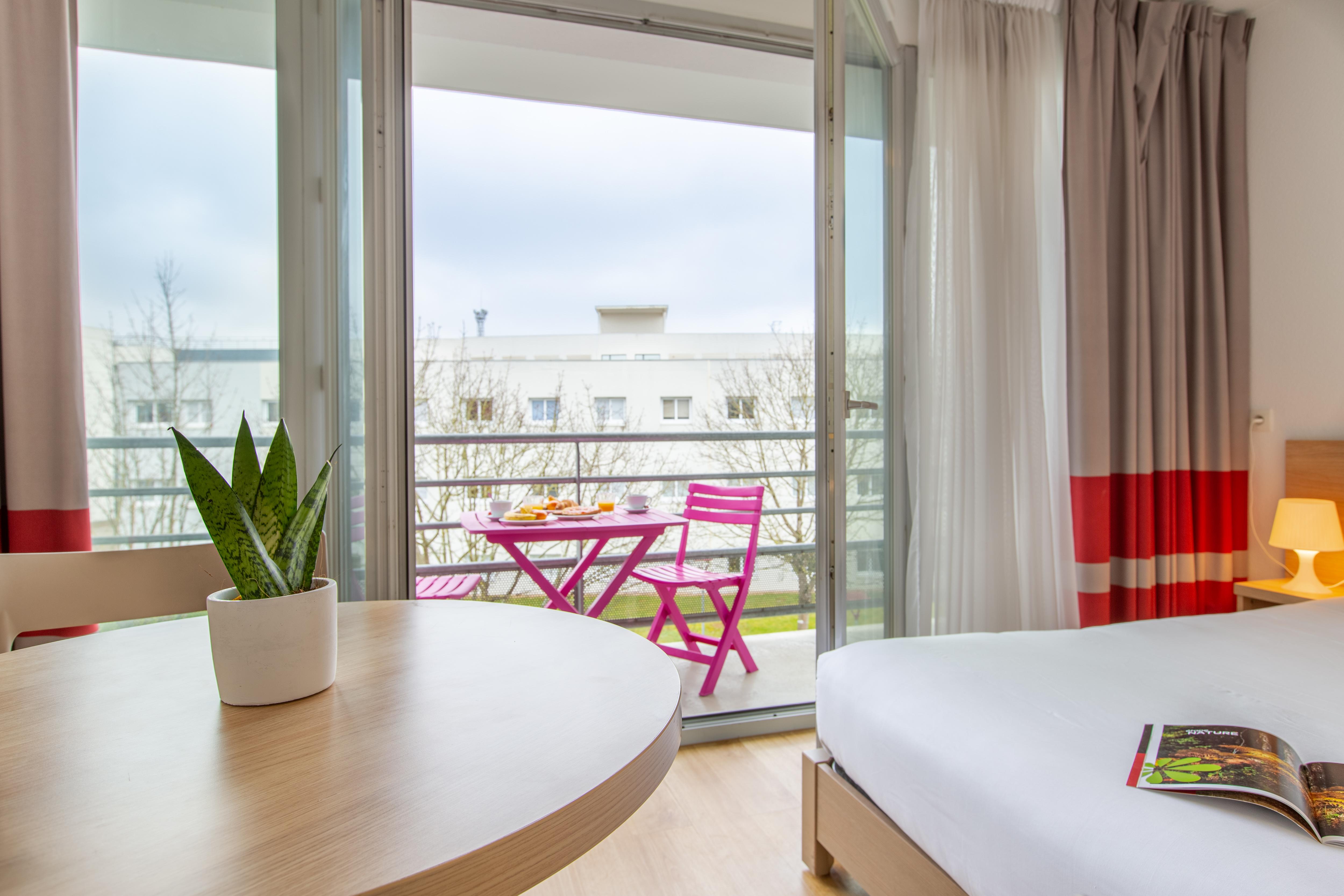 Comfort Aparthotel Le Mans Zewnętrze zdjęcie